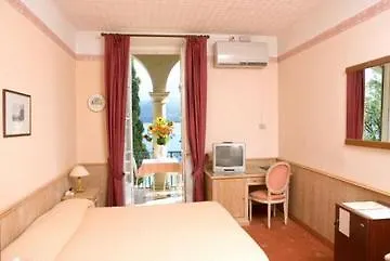 Royal Victoria, By R Collection 4* ורנה