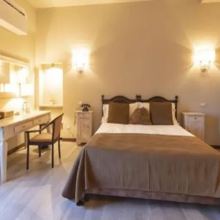 Royal Victoria, By R Collection 4*